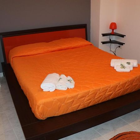 Casa Vacanza Every Day Sant'Angelo le Fratte Экстерьер фото